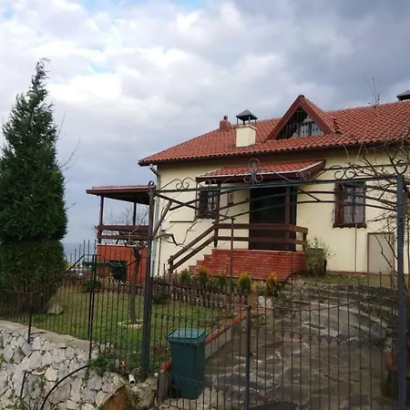 Isengard Villa